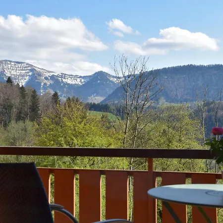 Allgaeuerle Apartment Oberstaufen